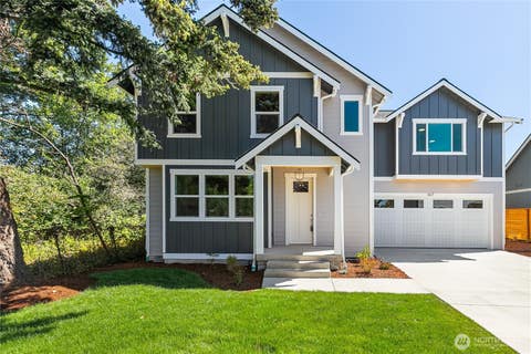 Photo of 607 Illinois Street, Bellingham, WA 98225 (MLS # 2548090)