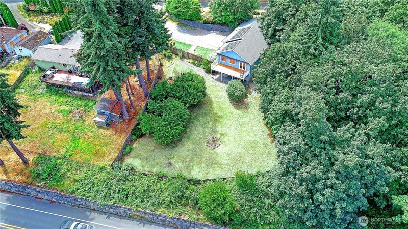 663 Vesper Way