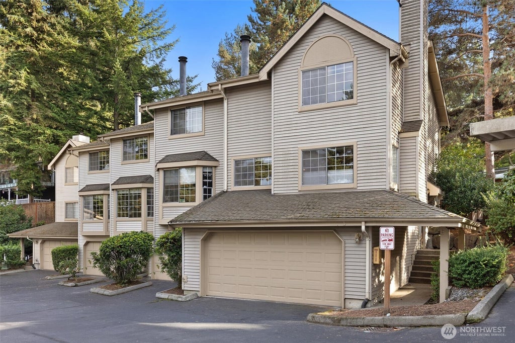 Photo of 4160 178th Lane SE #5, Bellevue, WA 98008 (MLS # 2589702)
