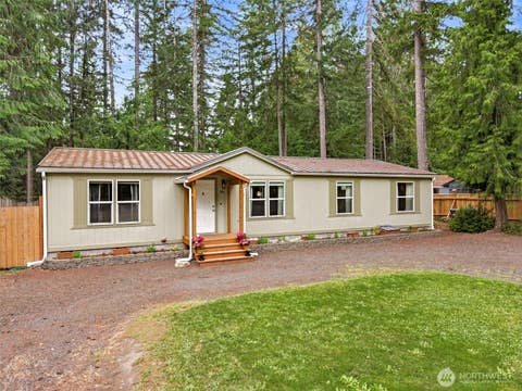 Photo of 90 N Hamma Hamma Drive E, Hoodsport, WA 98548 (MLS # 2548305)