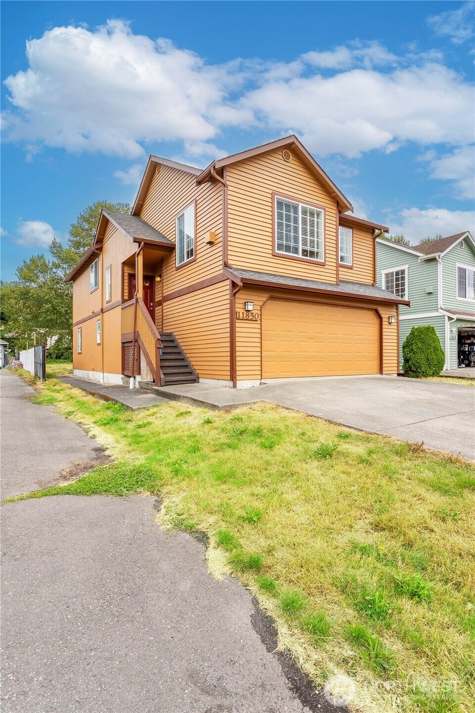 Photo of 11850 44th Place S, Tukwila, WA 98178 (MLS # 2579278)