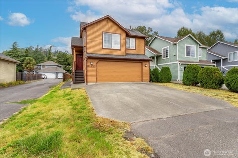 Photo of 11850 44th Place S, Tukwila, WA 98178 (MLS # 2579278)