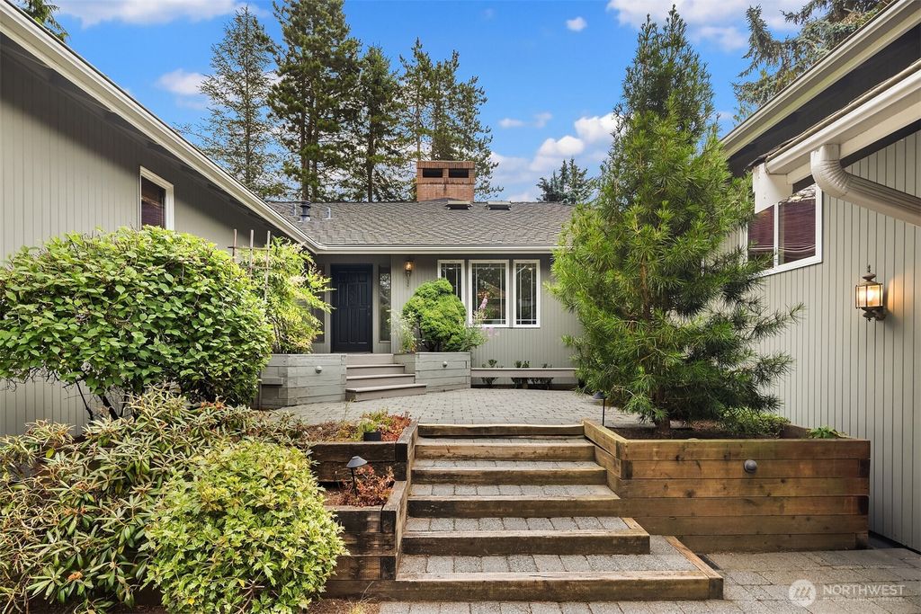 Photo of 14002 205th Avenue NE, Woodinville, WA 98077 (MLS # 2431243)