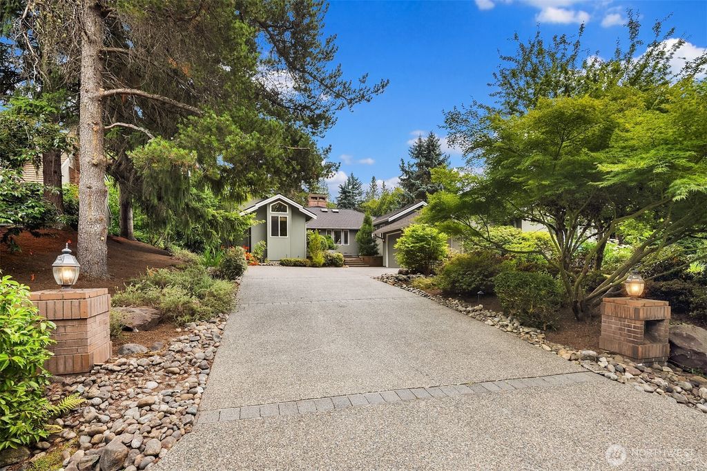 Photo of 14002 205th Avenue NE, Woodinville, WA 98077 (MLS # 2431243)