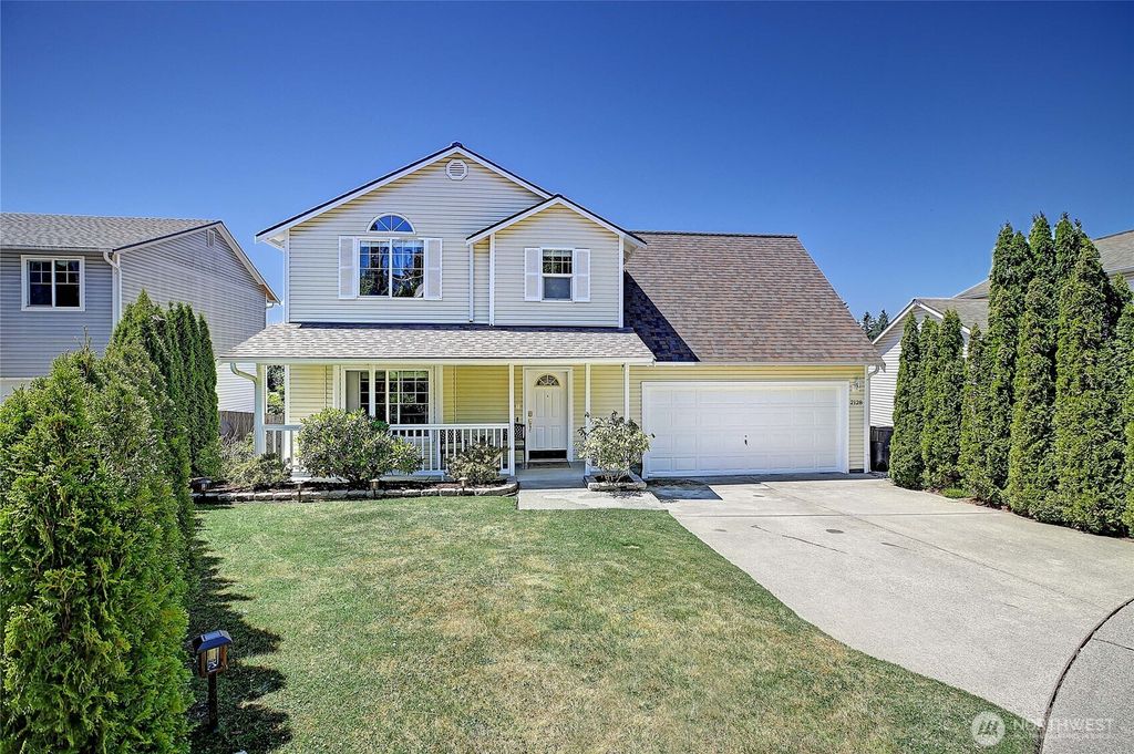 Photo of 2128 150th Place SW, Lynnwood, WA 98087 (MLS # 2400819)