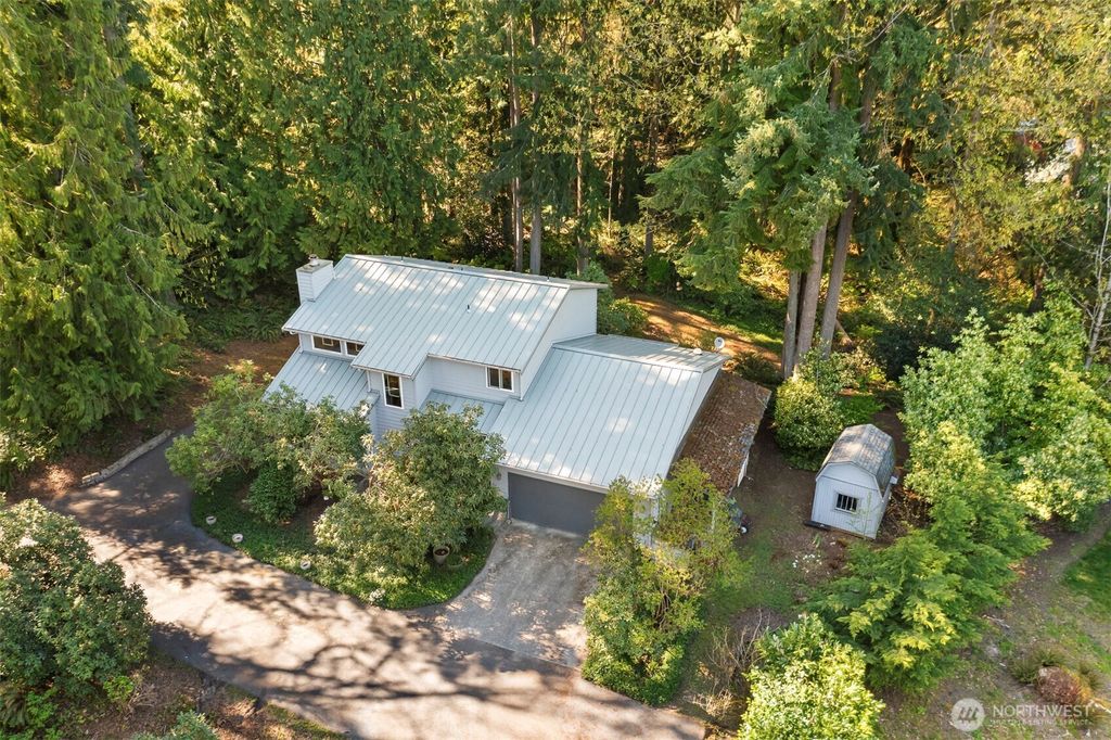 Photo of 18430 Broadway Avenue, Snohomish, WA 98296 (MLS # 2360401)