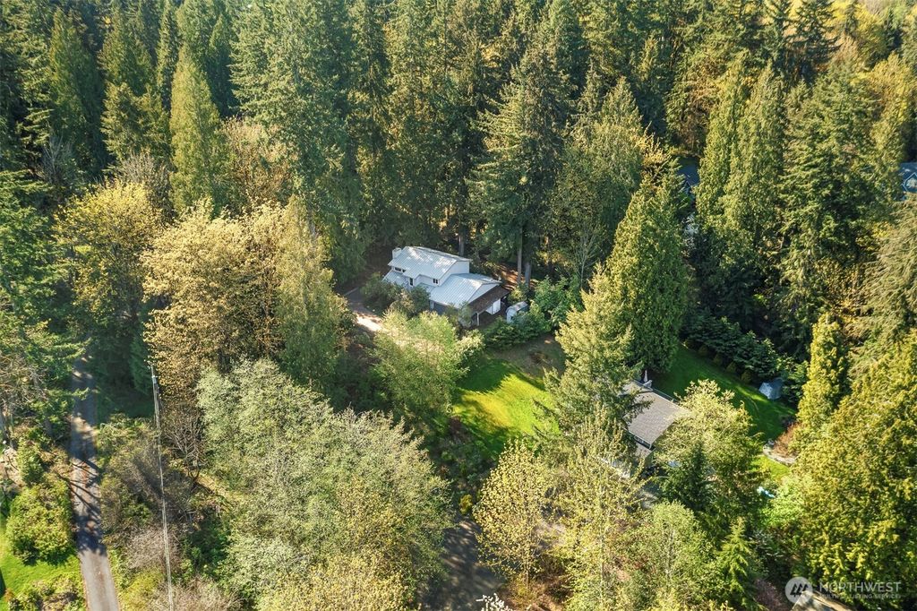 Photo of 18430 Broadway Avenue, Snohomish, WA 98296 (MLS # 2360401)