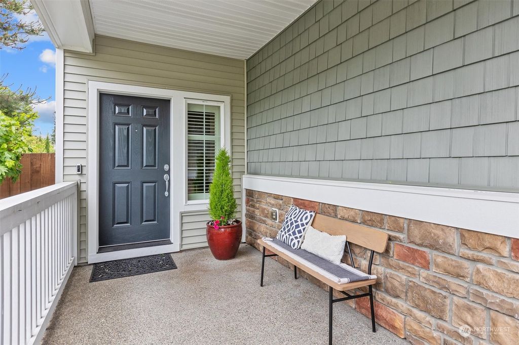 Photo of 12432 13th Drive SE, Everett, WA 98208 (MLS # 2246721)