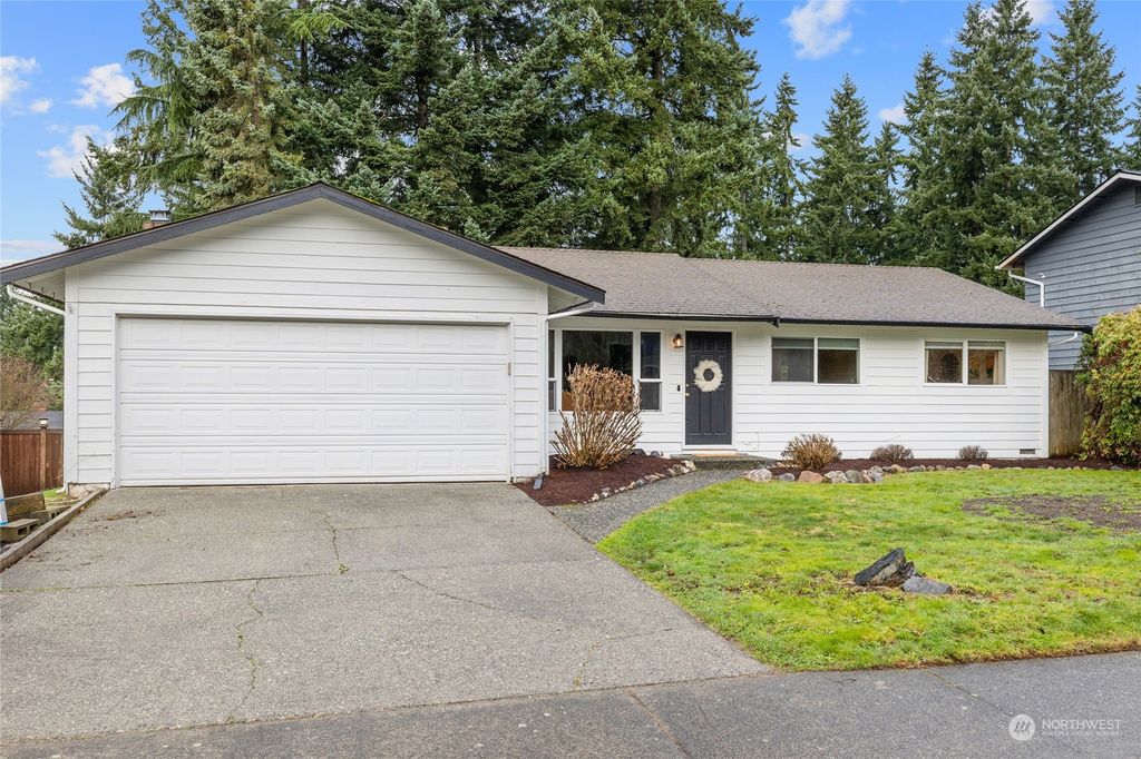 Photo of 13609 129th Place NE, Kirkland, WA 98034 (MLS # 2199452)