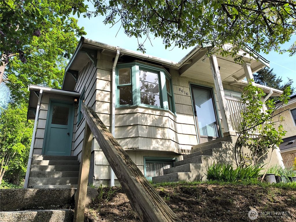 Photo of 5616 38TH Avenue SW, Seattle, WA 98126 (MLS # 2312703)