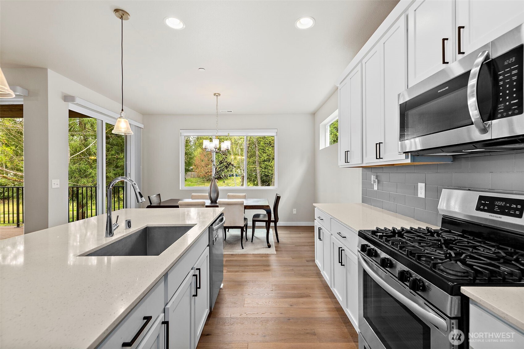 5221 125th Street NE