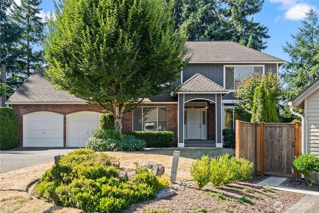 Photo of 4109 238th Court SE, Sammamish, WA 98029 (MLS # 2425852)