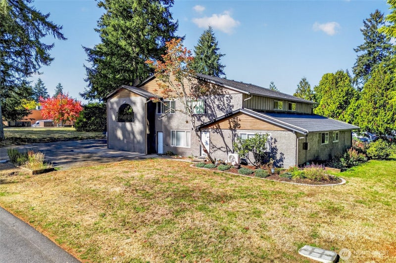 6010 Glen Mary A-D SE