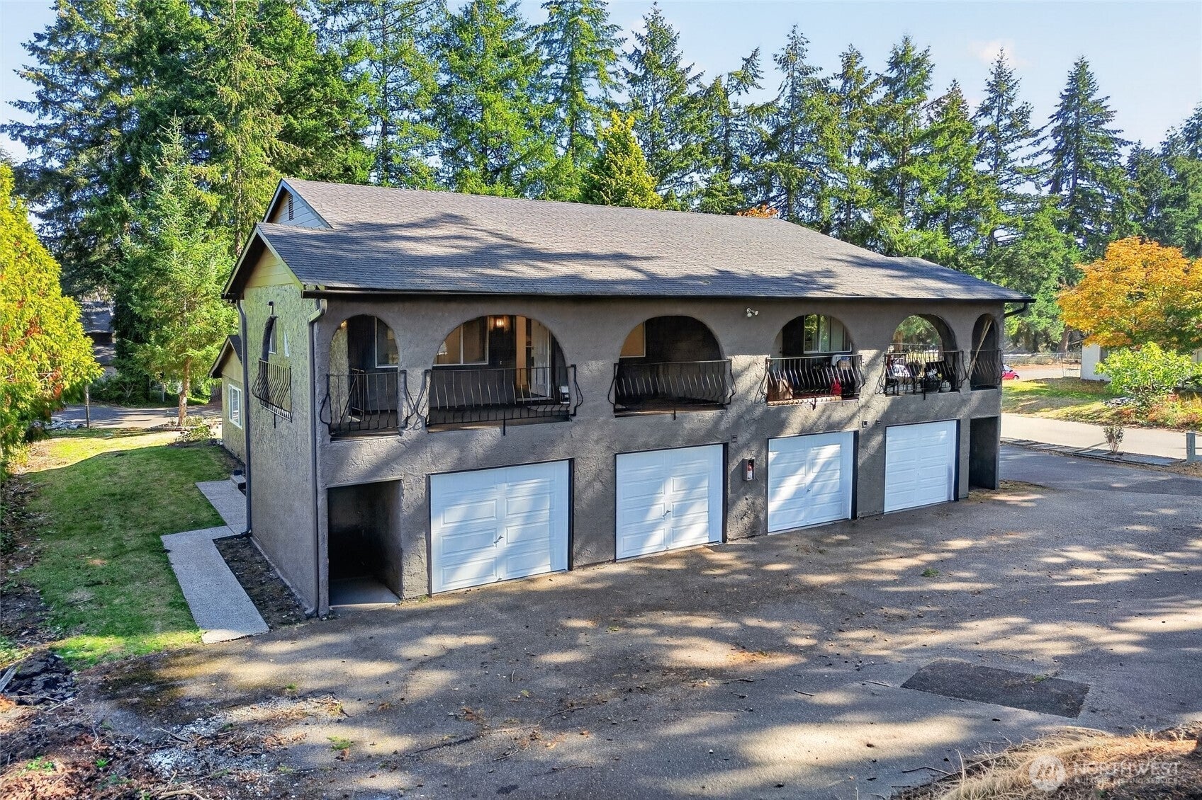 6010 Glen Mary A-D SE
