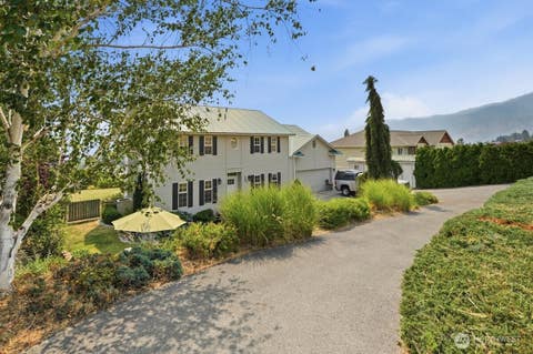 Photo of 696 Green Avenue, Manson, WA 98831 (MLS # 2559265)