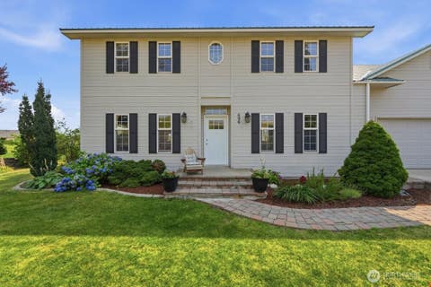 Photo of 696 Green Avenue, Manson, WA 98831 (MLS # 2559265)