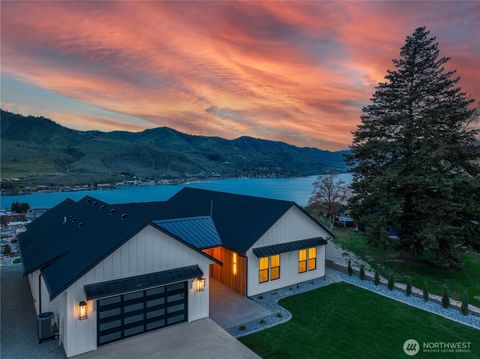 Photo of 548 Harvest Ridge Drive, Chelan, WA 98816 (MLS # 2507348)
