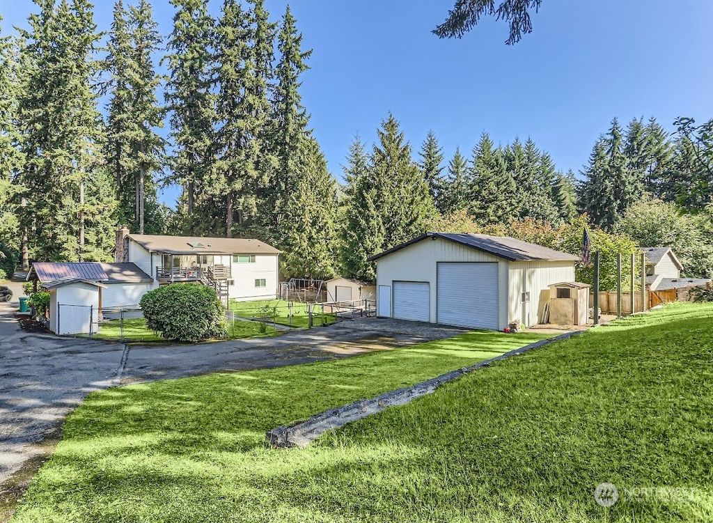 Photo of 4518 Maltby Road, Bothell, WA 98012 (MLS # 2156322)