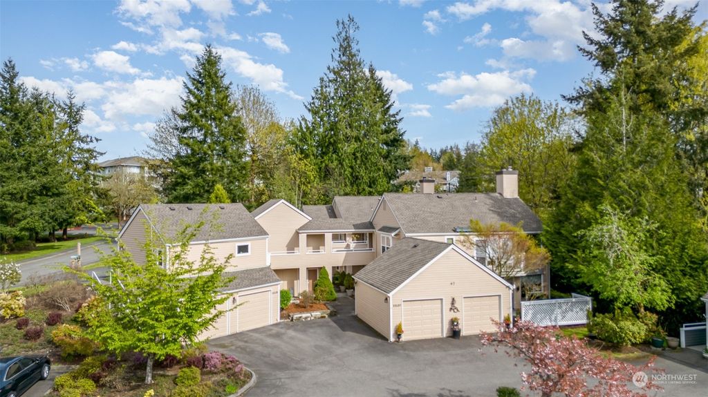 Photo of 22139 SE 40th Lane #1123, Issaquah, WA 98029 (MLS # 2219498)