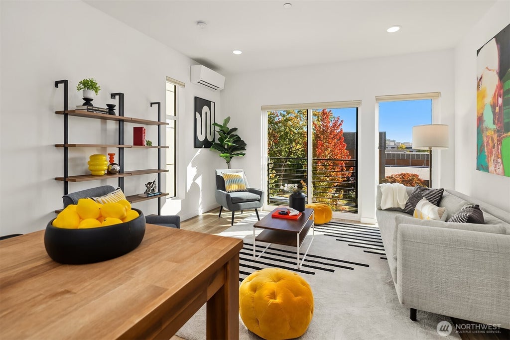 Photo of 1414 E Cherry Street #F, Seattle, WA 98122 (MLS # 2587146)