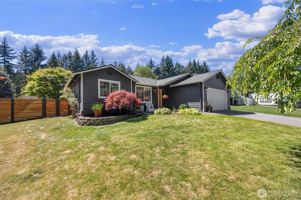 Photo of 16514 NE 135th Ave AVE, Arlington, WA 98223 (MLS # 2566266)