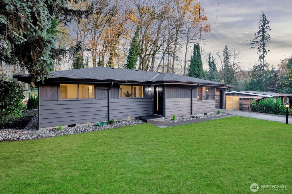 Photo of 14860 154th Place SE, Renton, WA 98058 (MLS # 2454547)