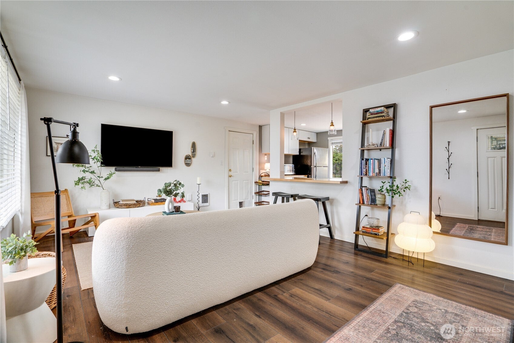 918 E 52nd Street