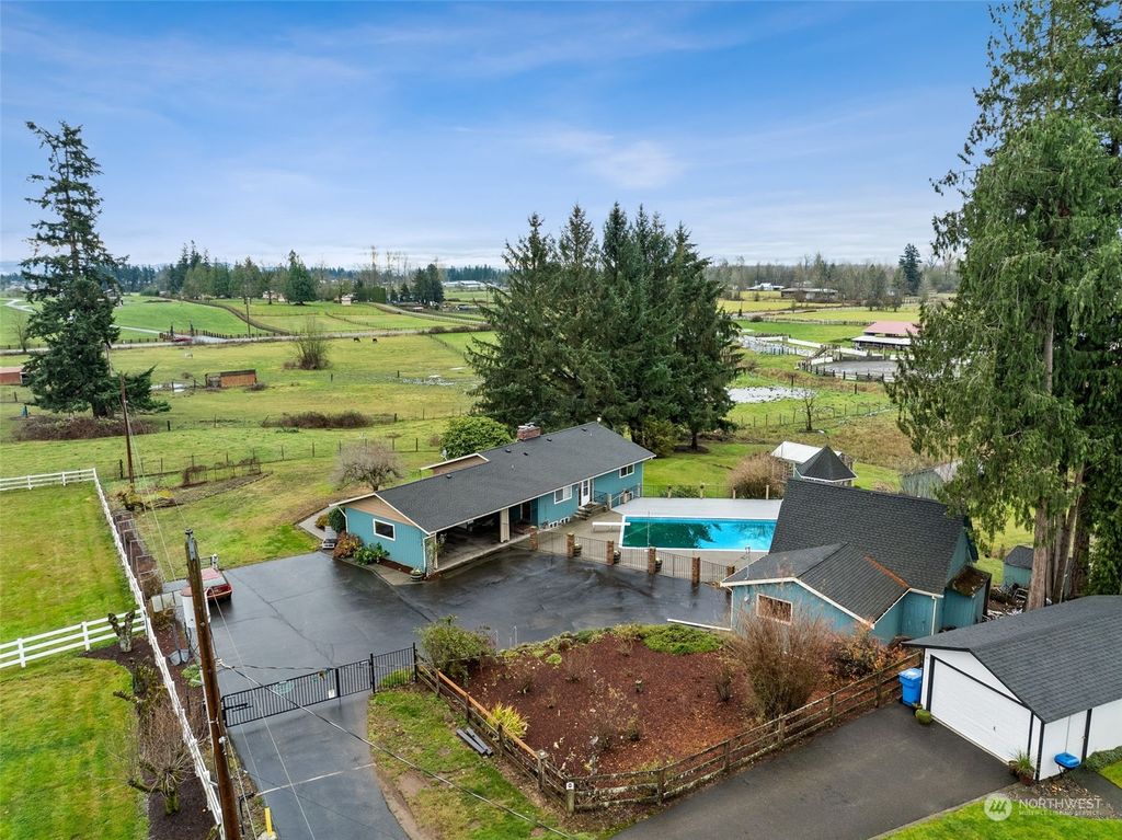 Photo of 39723 186th Place SE, Auburn, WA 98092 (MLS # 2313836)