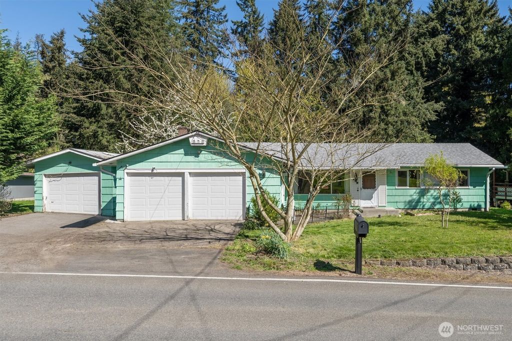Photo of 142 Inglewood Drive, Longview, WA 98632 (MLS # 2505799)