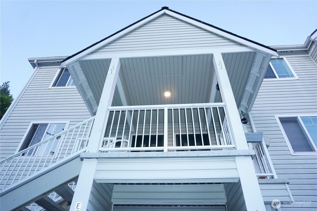 Photo of 31900 104th Avenue SE #E201, Auburn, WA 98092 (MLS # 2407635)