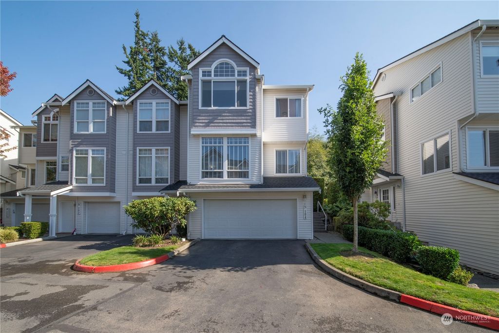 Photo of 5500 Harbour Pointe Blvd Blvd #N104, Mukilteo, WA 98275 (MLS # 2165255)