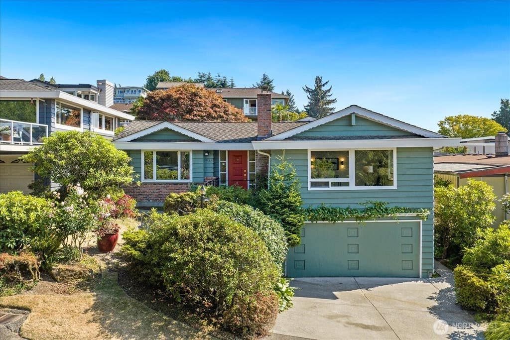 Photo of 2127 NW 99th Street, Seattle, WA 98117 (MLS # 2559536)
