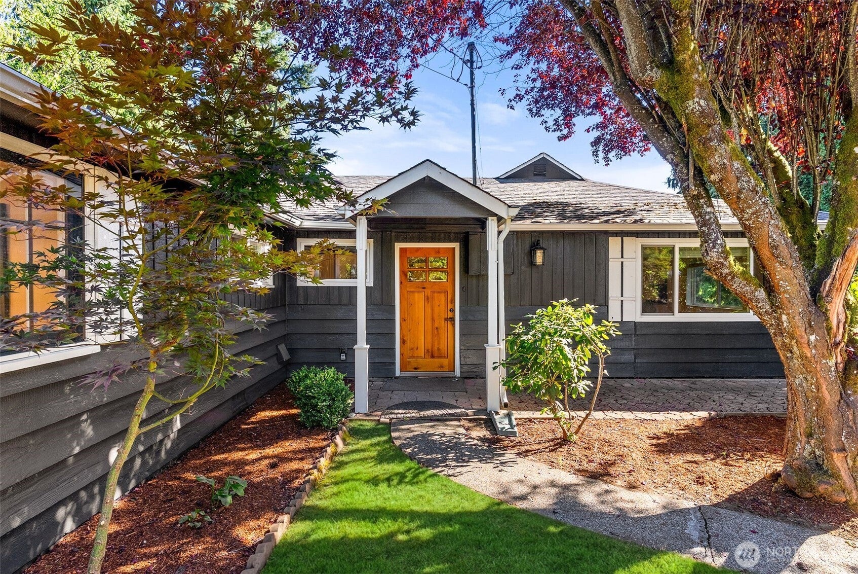 5025 45th Avenue SE