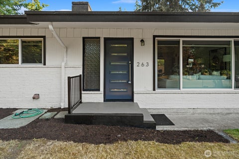 Photo of 263 N 171st Street, Shoreline, WA 98133 (MLS # 2575308)
