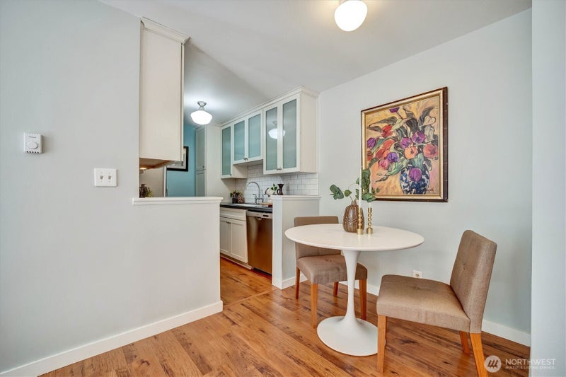 2111 E John Street 204