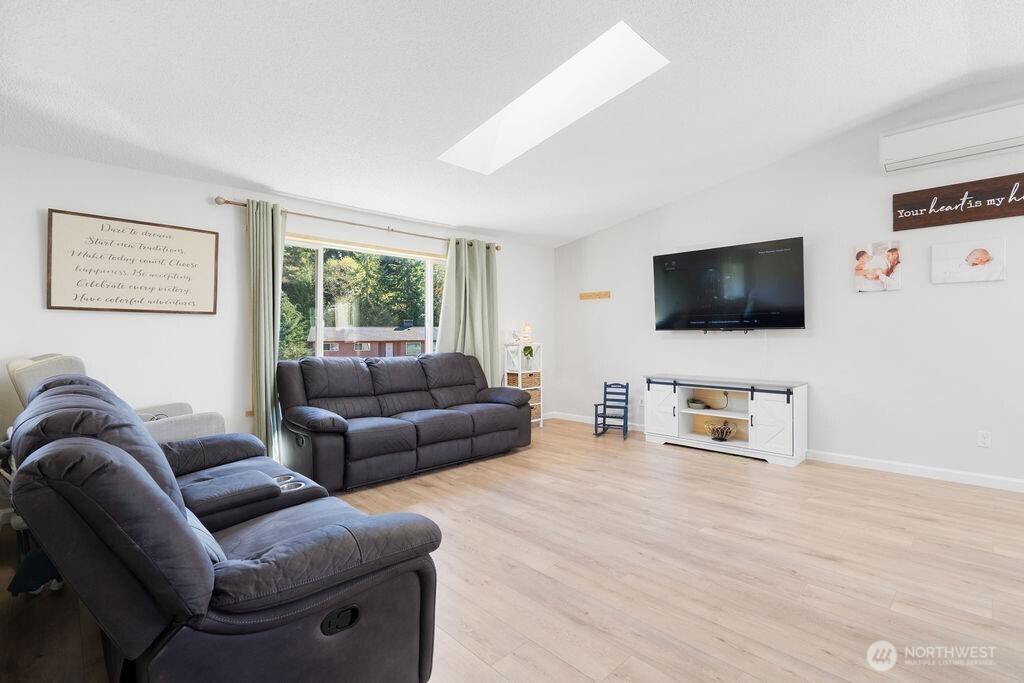 335 Evergreen Lane