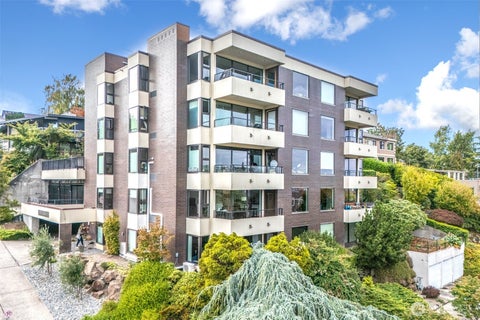 Photo of 1605 5th Avenue N #102, Seattle, WA 98109 (MLS # 2586287)