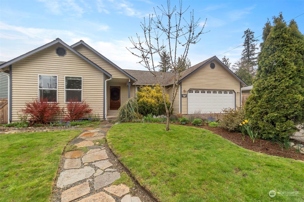 Photo of 21848 SE 265th Way, Maple Valley, WA 98038 (MLS # 2059409)