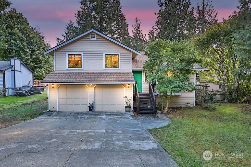 Photo of 43621 SE 142nd Street, North Bend, WA 98045 (MLS # 2159241)