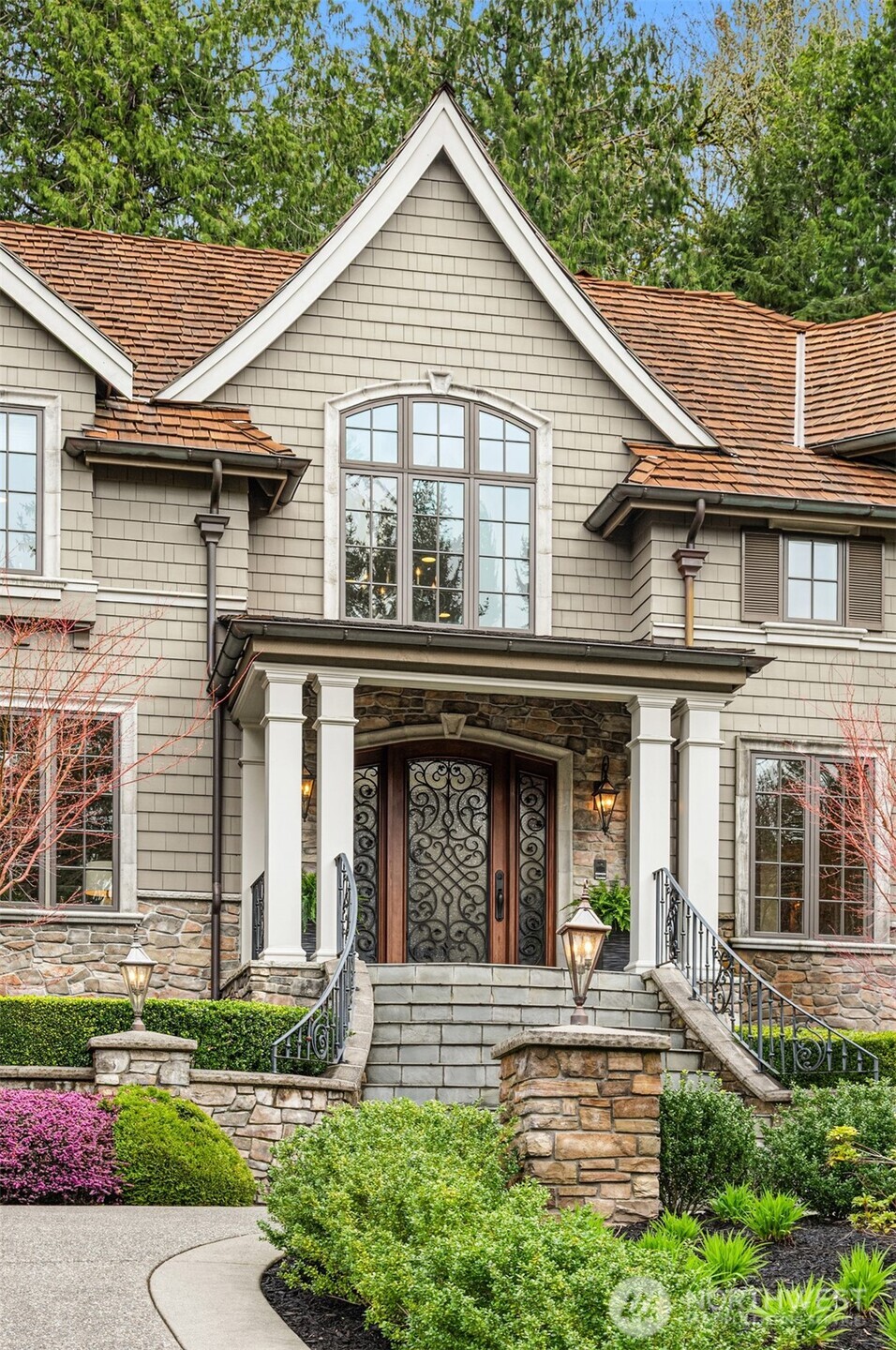 20424 NE 64th Place