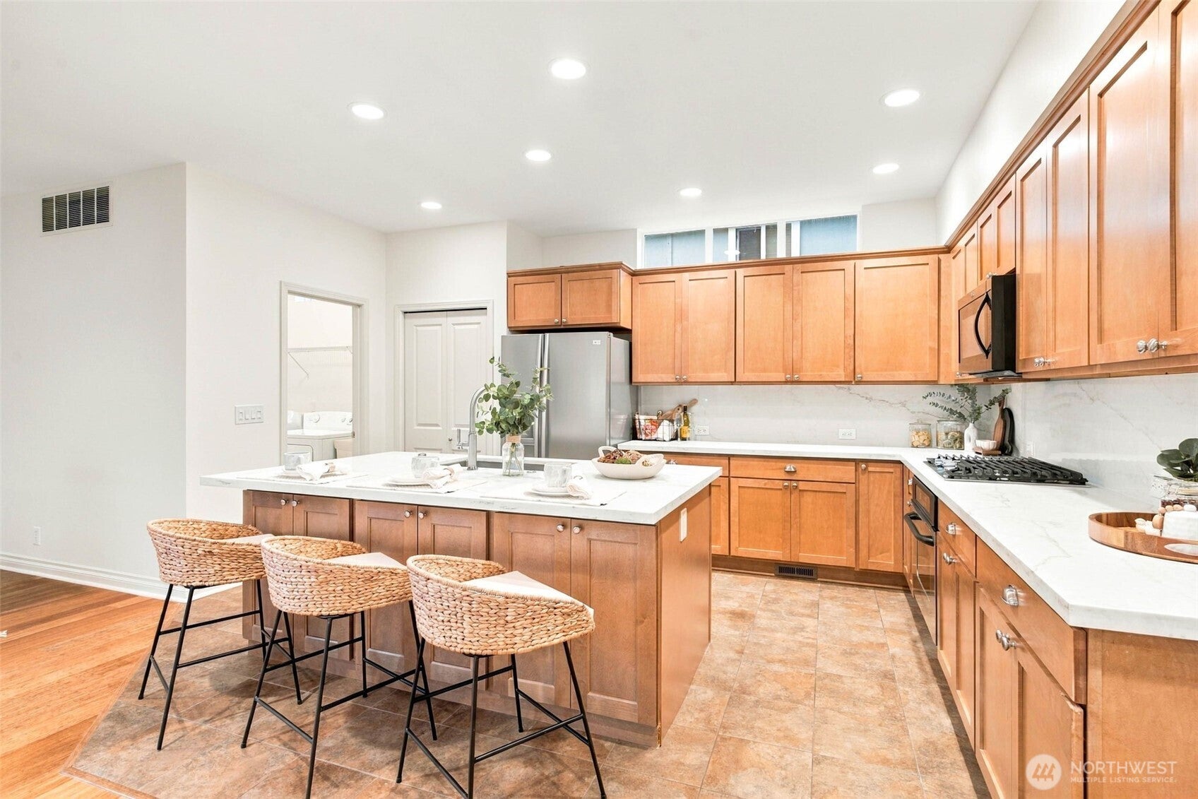 2117 NW Far Country Lane