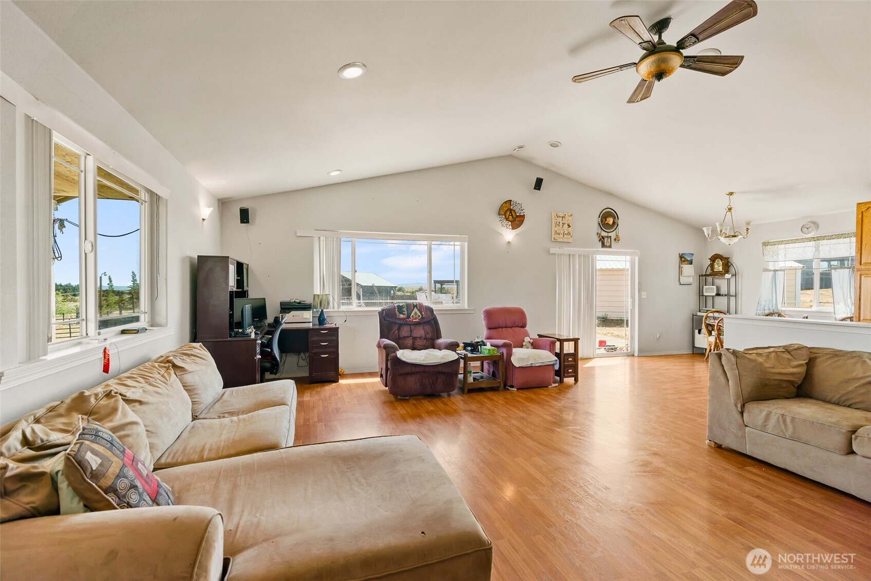 6442 Ellensburg Ranches Road N