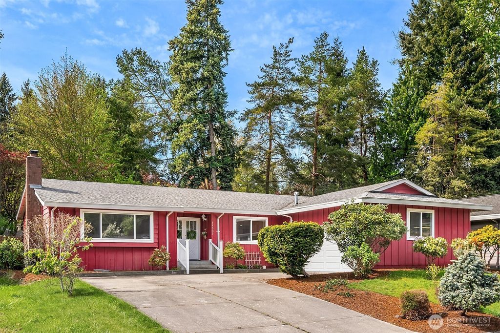 Photo of 14335 109th Avenue NE, Kirkland, WA 98034 (MLS # 2499944)