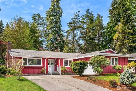 Photo of 14335 109th Avenue NE, Kirkland, WA 98034 (MLS # 2499944)
