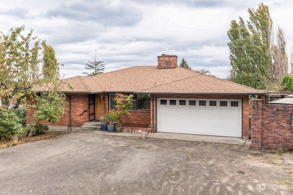 Photo of 11014 Des Moines Memorial Drive Dr S, Burien, WA 98168 (MLS # 2174902)