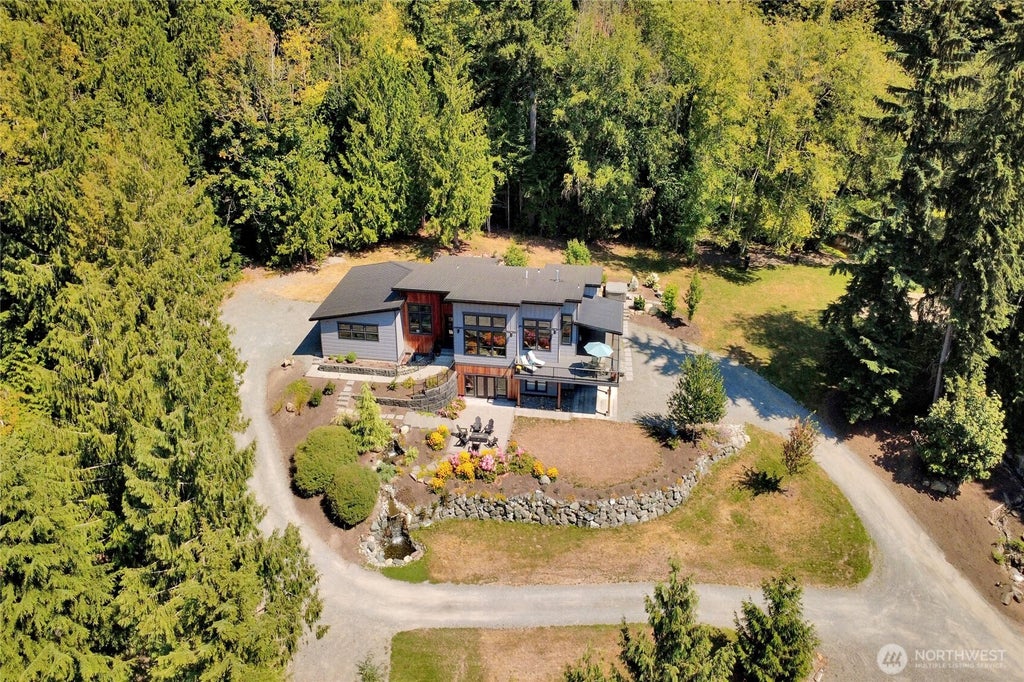 Photo of 322 Manley Road, Bellingham, WA 98229 (MLS # 2569836)