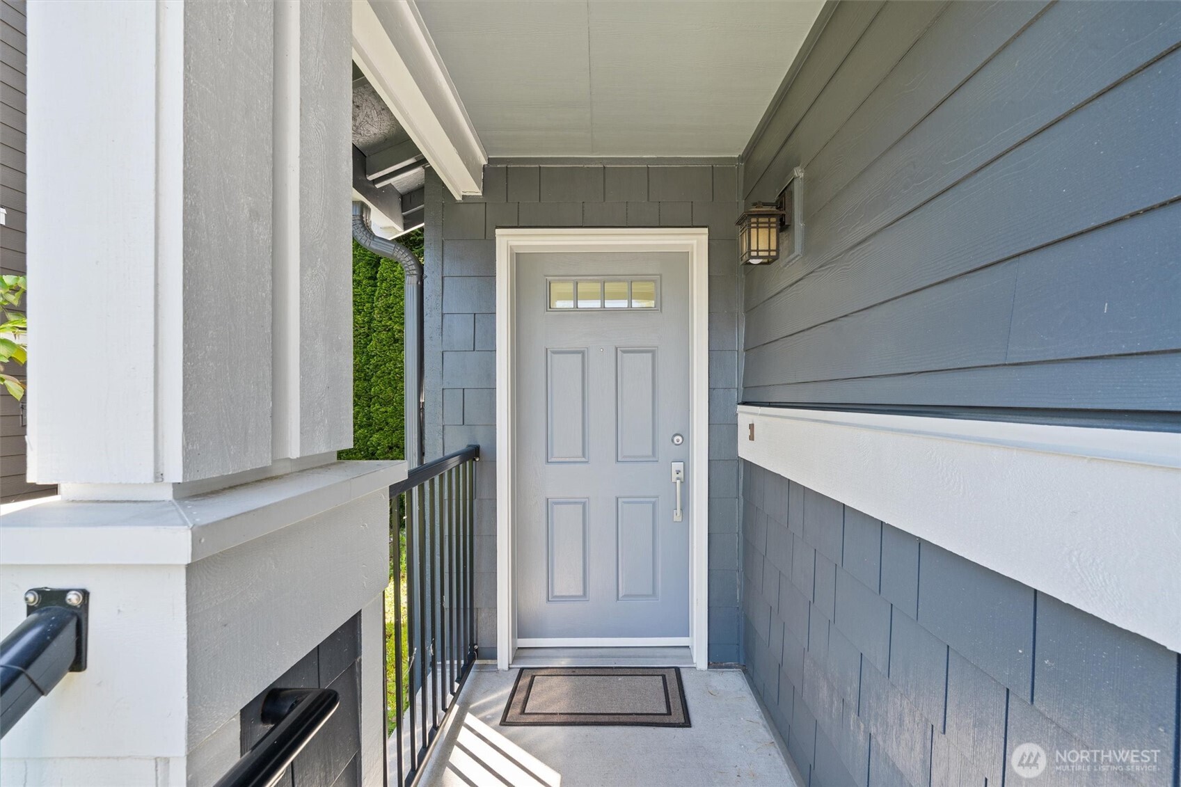 5529 Lakemont Boulevard SE 901