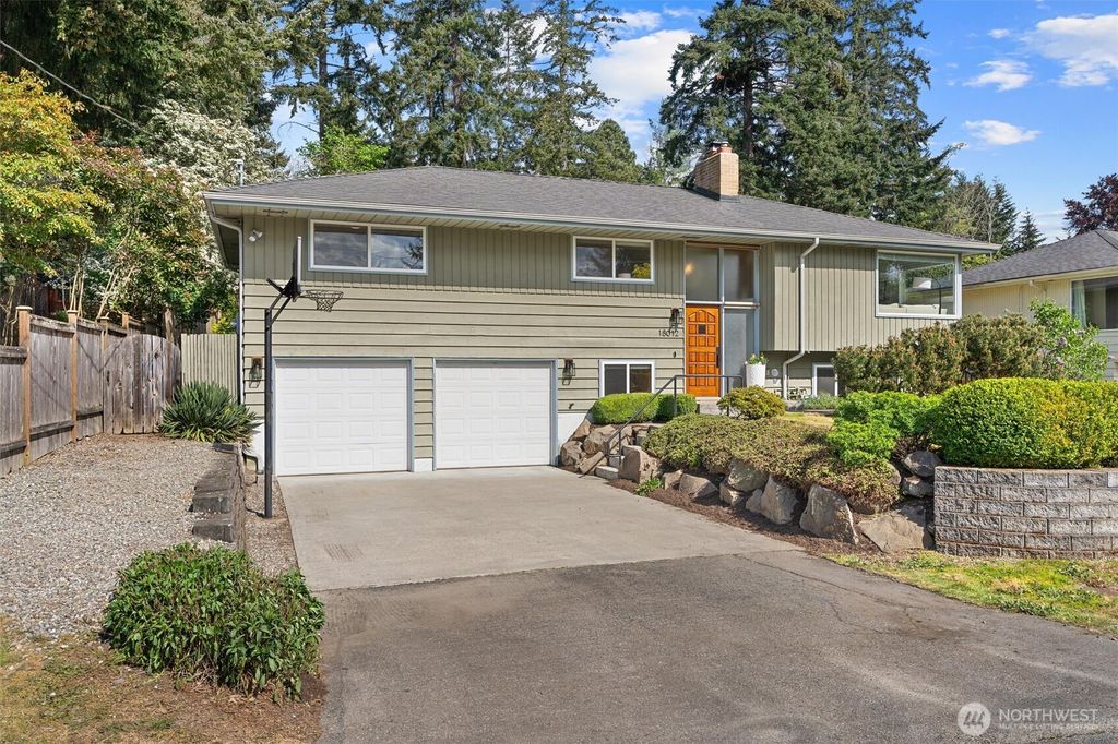Photo of 18012 1st Avenue NW, Shoreline, WA 98177 (MLS # 2517848)
