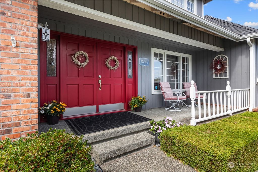 Photo of 23828 22nd Drive SE, Bothell, WA 98021 (MLS # 2266379)