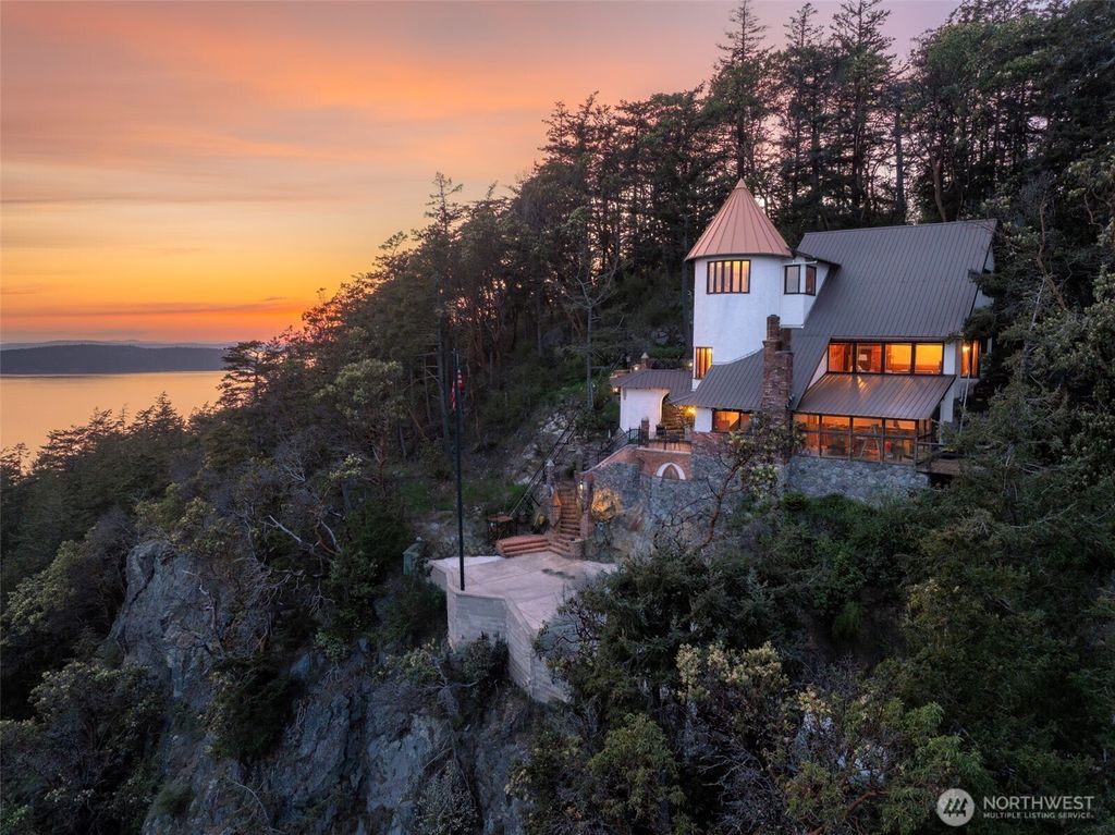 listing image 9361136391524863381